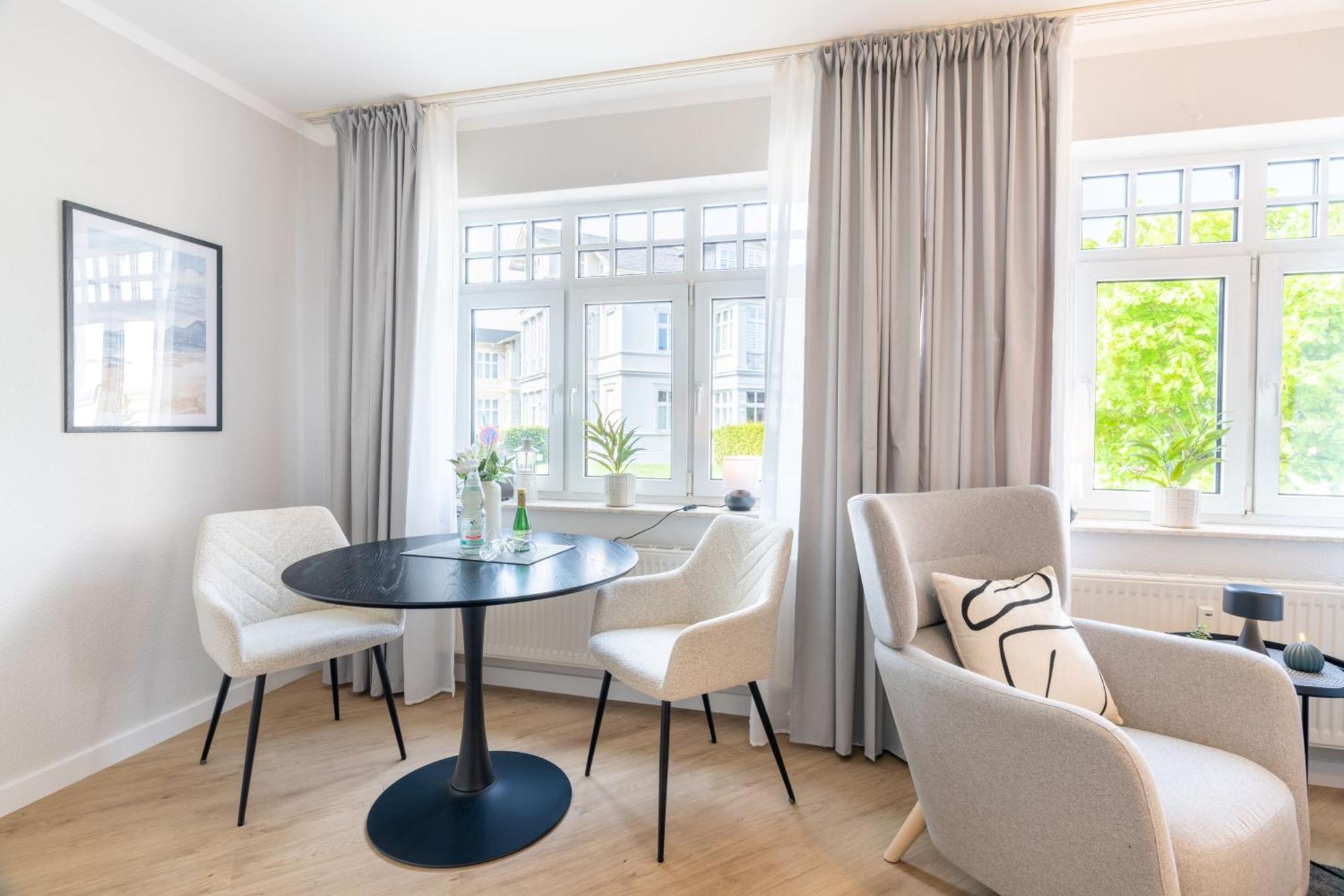 Apartament Schloss Hohenzollern 4a Und 4b